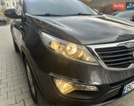 Сірий Кіа Sportage, об'ємом двигуна 2 л та пробігом 185 тис. км за 13399 $, фото 23 на Automoto.ua
