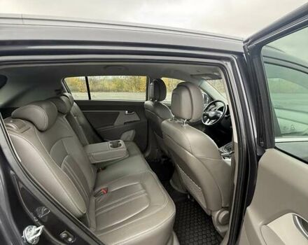 Серый Киа Sportage, объемом двигателя 2 л и пробегом 192 тыс. км за 14000 $, фото 13 на Automoto.ua