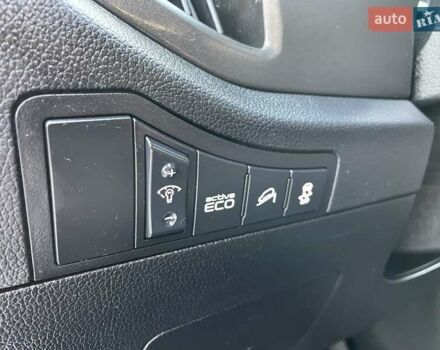 Серый Киа Sportage, объемом двигателя 2 л и пробегом 246 тыс. км за 12999 $, фото 54 на Automoto.ua