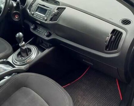 Серый Киа Sportage, объемом двигателя 1.7 л и пробегом 165 тыс. км за 12500 $, фото 3 на Automoto.ua