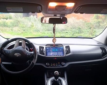Серый Киа Sportage, объемом двигателя 1.7 л и пробегом 151 тыс. км за 11000 $, фото 8 на Automoto.ua