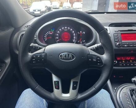 Сірий Кіа Sportage, об'ємом двигуна 2 л та пробігом 185 тис. км за 13399 $, фото 53 на Automoto.ua