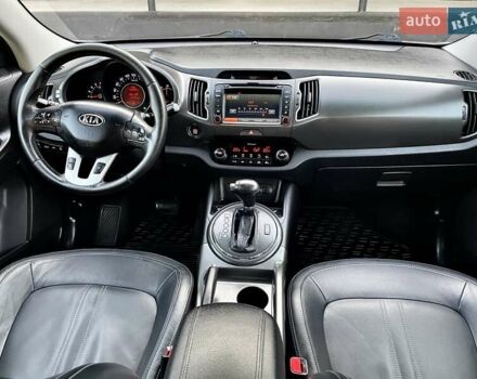 Серый Киа Sportage, объемом двигателя 2 л и пробегом 246 тыс. км за 12999 $, фото 70 на Automoto.ua