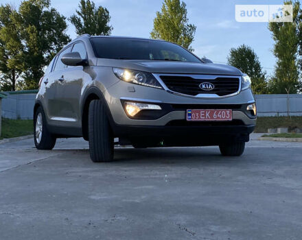 Серый Киа Sportage, объемом двигателя 1.7 л и пробегом 101 тыс. км за 12990 $, фото 202 на Automoto.ua