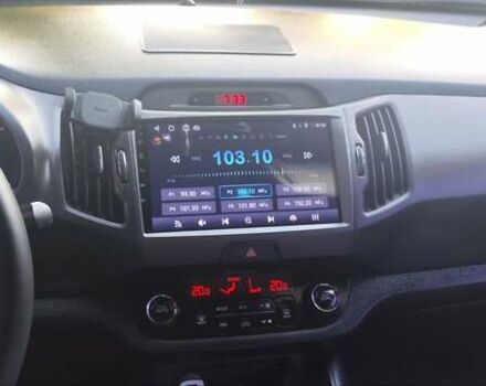 Серый Киа Sportage, объемом двигателя 2 л и пробегом 155 тыс. км за 14000 $, фото 7 на Automoto.ua