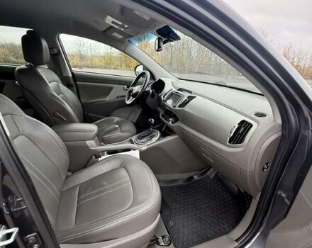 Серый Киа Sportage, объемом двигателя 2 л и пробегом 192 тыс. км за 14000 $, фото 12 на Automoto.ua