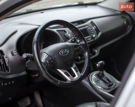 Серый Киа Sportage, объемом двигателя 2 л и пробегом 245 тыс. км за 14500 $, фото 23 на Automoto.ua