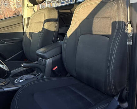 Серый Киа Sportage, объемом двигателя 1.69 л и пробегом 115 тыс. км за 12500 $, фото 16 на Automoto.ua