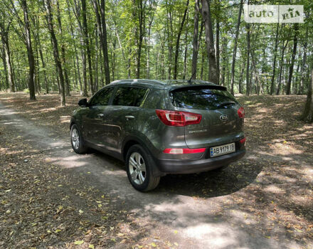 Серый Киа Sportage, объемом двигателя 1.7 л и пробегом 243 тыс. км за 12400 $, фото 4 на Automoto.ua