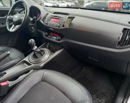 Серый Киа Sportage, объемом двигателя 1.7 л и пробегом 224 тыс. км за 11900 $, фото 35 на Automoto.ua