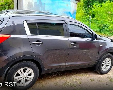 Серый Киа Sportage, объемом двигателя 2 л и пробегом 234 тыс. км за 11000 $, фото 6 на Automoto.ua