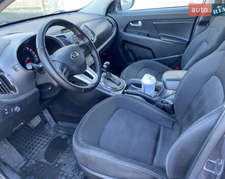 Серый Киа Sportage, объемом двигателя 2 л и пробегом 174 тыс. км за 13500 $, фото 4 на Automoto.ua