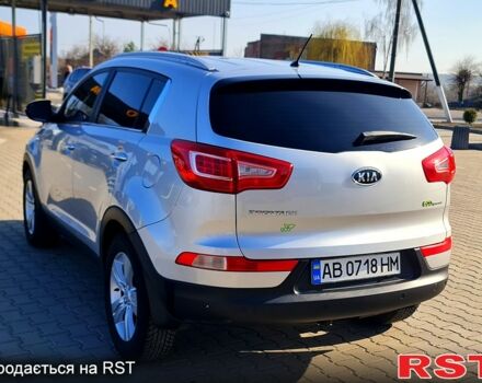 Сірий Кіа Sportage, об'ємом двигуна 1.7 л та пробігом 164 тис. км за 13000 $, фото 8 на Automoto.ua