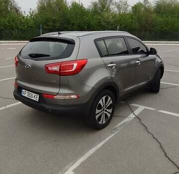 Серый Киа Sportage, объемом двигателя 2 л и пробегом 163 тыс. км за 14400 $, фото 4 на Automoto.ua