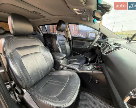 Серый Киа Sportage, объемом двигателя 2 л и пробегом 166 тыс. км за 15999 $, фото 10 на Automoto.ua