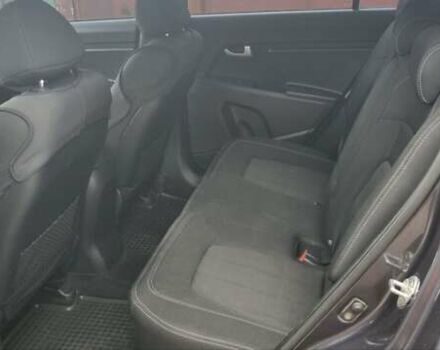 Серый Киа Sportage, объемом двигателя 1.7 л и пробегом 300 тыс. км за 11900 $, фото 1 на Automoto.ua