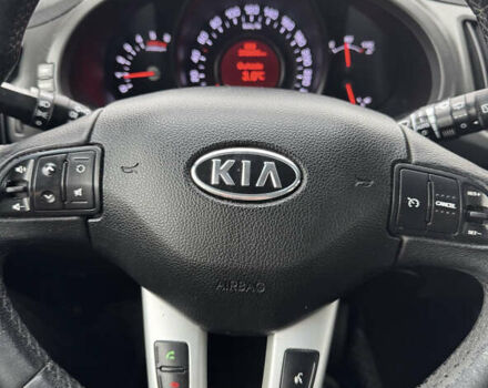 Сірий Кіа Sportage, об'ємом двигуна 2 л та пробігом 258 тис. км за 14800 $, фото 9 на Automoto.ua