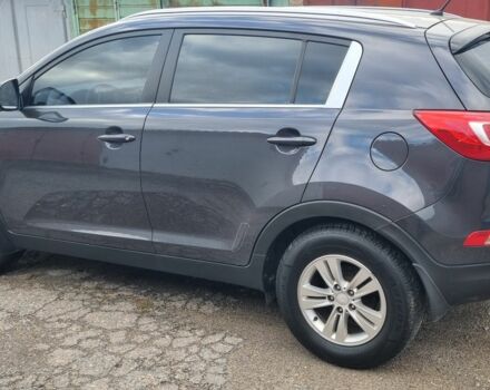 Серый Киа Sportage, объемом двигателя 1.7 л и пробегом 300 тыс. км за 11900 $, фото 2 на Automoto.ua