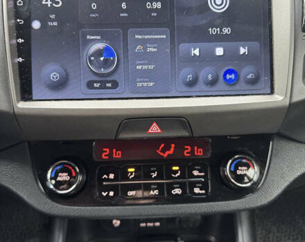 Сірий Кіа Sportage, об'ємом двигуна 2 л та пробігом 258 тис. км за 14800 $, фото 10 на Automoto.ua