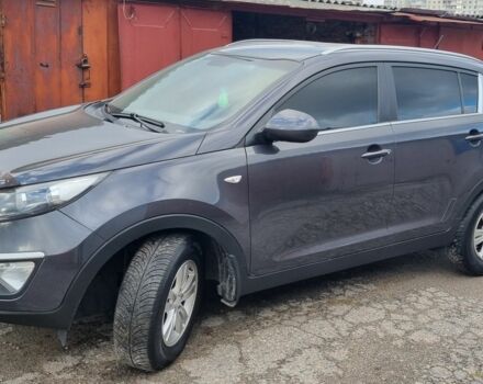 Серый Киа Sportage, объемом двигателя 1.7 л и пробегом 300 тыс. км за 11900 $, фото 1 на Automoto.ua