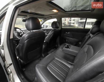 Серый Киа Sportage, объемом двигателя 2 л и пробегом 245 тыс. км за 14500 $, фото 12 на Automoto.ua