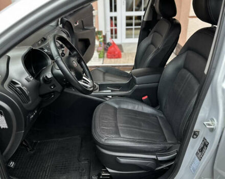 Серый Киа Sportage, объемом двигателя 1.98 л и пробегом 265 тыс. км за 13800 $, фото 9 на Automoto.ua
