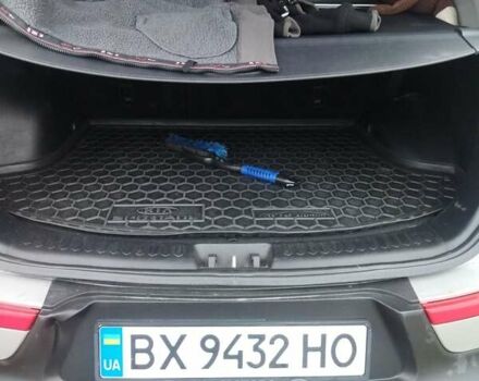 Серый Киа Sportage, объемом двигателя 2 л и пробегом 200 тыс. км за 13000 $, фото 1 на Automoto.ua