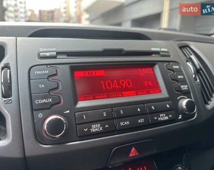 Сірий Кіа Sportage, об'ємом двигуна 2 л та пробігом 185 тис. км за 13399 $, фото 37 на Automoto.ua
