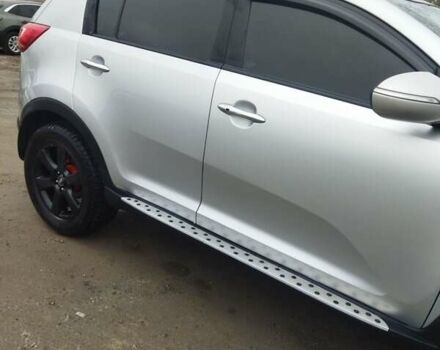 Серый Киа Sportage, объемом двигателя 2 л и пробегом 200 тыс. км за 13000 $, фото 6 на Automoto.ua