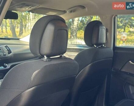 Сірий Кіа Sportage, об'ємом двигуна 2 л та пробігом 142 тис. км за 11450 $, фото 33 на Automoto.ua