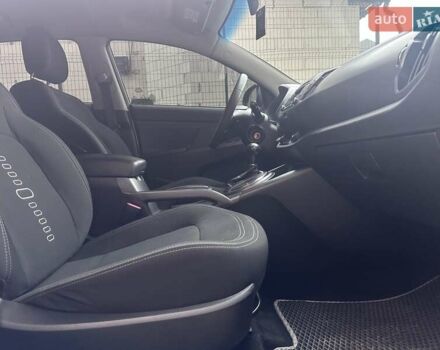 Сірий Кіа Sportage, об'ємом двигуна 2 л та пробігом 185 тис. км за 13399 $, фото 81 на Automoto.ua