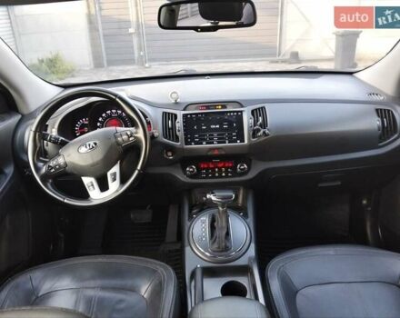 Сірий Кіа Sportage, об'ємом двигуна 2 л та пробігом 230 тис. км за 12400 $, фото 18 на Automoto.ua