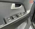 Сірий Кіа Sportage, об'ємом двигуна 2 л та пробігом 185 тис. км за 13399 $, фото 76 на Automoto.ua