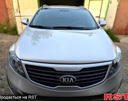 Киа Sportage 2013 в Харькове на Automoto.ua Серый Киа Sportage, объемом двигателя 1.7 л и пробегом 149 тыс. км за 12300 $, фото 1 на Automoto.ua