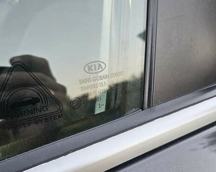 Серый Киа Sportage, объемом двигателя 1.7 л и пробегом 202 тыс. км за 12700 $, фото 28 на Automoto.ua