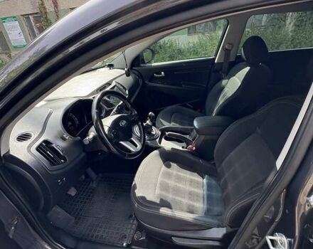 Сірий Кіа Sportage, об'ємом двигуна 1.69 л та пробігом 94 тис. км за 14000 $, фото 21 на Automoto.ua