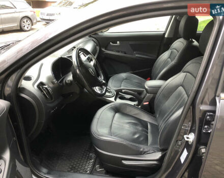 Серый Киа Sportage, объемом двигателя 2 л и пробегом 136 тыс. км за 15950 $, фото 10 на Automoto.ua