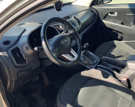 Серый Киа Sportage, объемом двигателя 2 л и пробегом 219 тыс. км за 13500 $, фото 19 на Automoto.ua