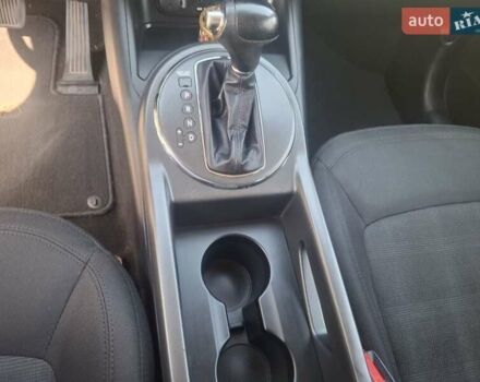 Сірий Кіа Sportage, об'ємом двигуна 2.36 л та пробігом 212 тис. км за 11900 $, фото 15 на Automoto.ua