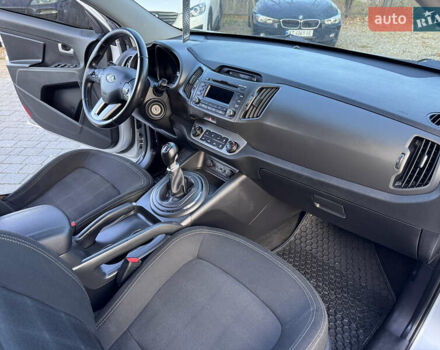 Серый Киа Sportage, объемом двигателя 1.69 л и пробегом 153 тыс. км за 12350 $, фото 32 на Automoto.ua