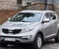 Серый Киа Sportage, объемом двигателя 2 л и пробегом 220 тыс. км за 8000 $, фото 4 на Automoto.ua