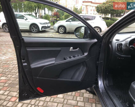 Серый Киа Sportage, объемом двигателя 2 л и пробегом 136 тыс. км за 15950 $, фото 9 на Automoto.ua