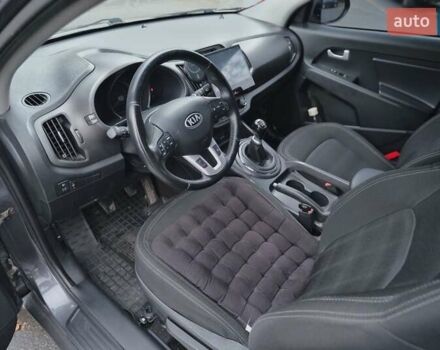 Серый Киа Sportage, объемом двигателя 1.69 л и пробегом 142 тыс. км за 14600 $, фото 5 на Automoto.ua