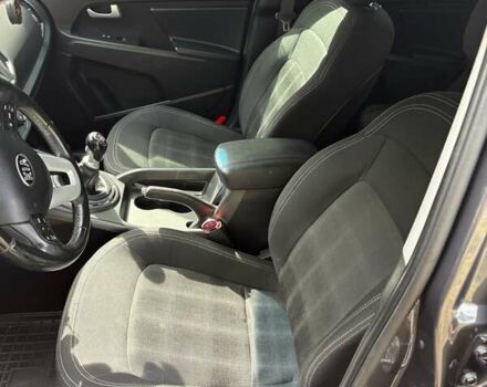 Сірий Кіа Sportage, об'ємом двигуна 1.69 л та пробігом 94 тис. км за 14000 $, фото 14 на Automoto.ua