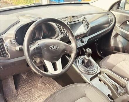 Серый Киа Sportage, объемом двигателя 1.7 л и пробегом 222 тыс. км за 11500 $, фото 5 на Automoto.ua