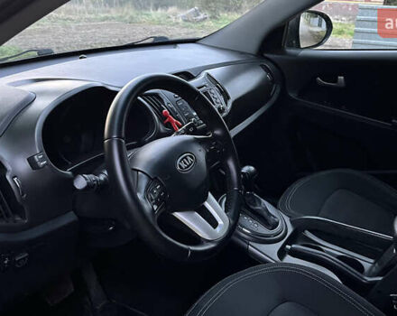 Киа Sportage 2013 в Запорожье на Automoto.ua Серый Киа Sportage, объемом двигателя 2 л и пробегом 162 тыс. км за 11999 $, фото 8 на Automoto.ua