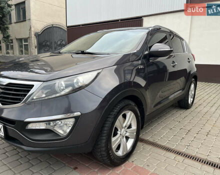 Киа Sportage 2013 в Могилев-Подольском на Automoto.ua Серый Киа Sportage, объемом двигателя 2 л и пробегом 229 тыс. км за 11900 $, фото 34 на Automoto.ua
