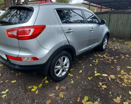 Киа Sportage 2013 в Славянске на Automoto.ua Серый Киа Sportage, объемом двигателя 2 л и пробегом 208 тыс. км за 9200 $, фото 2 на Automoto.ua