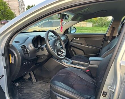 Серый Киа Sportage, объемом двигателя 2 л и пробегом 242 тыс. км за 12500 $, фото 10 на Automoto.ua