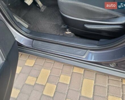 Сірий Кіа Sportage, об'ємом двигуна 2 л та пробігом 138 тис. км за 14200 $, фото 4 на Automoto.ua